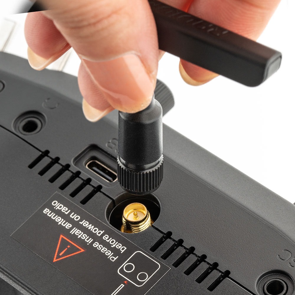 Radio Control RadioMaster Boxer M2 - 2.4GHz 16CH Gimbals con funda de transporte, modo 2 (ELRS)